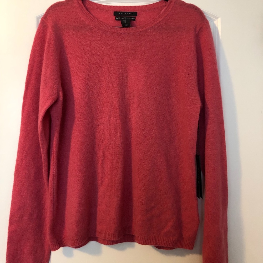 TAHARI Cashmere Sweater
